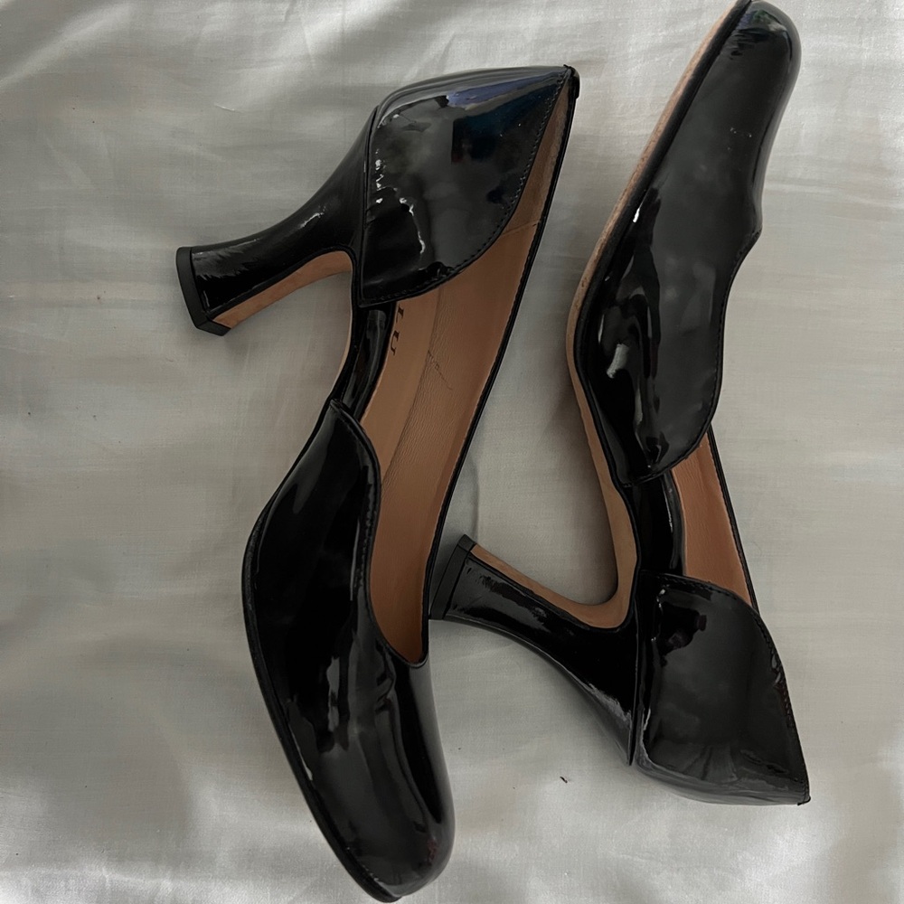 Anyi Lu Black Patent Leather Women's Heels